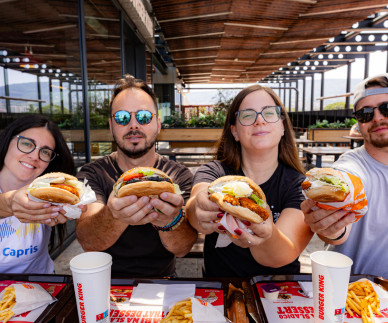 Ujemi "KING HIT" in osvoji Burger King&reg; meni!