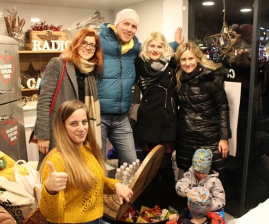  Rekordno uspe&scaron;na dobrodelna akcija Hladilnik toplega srca